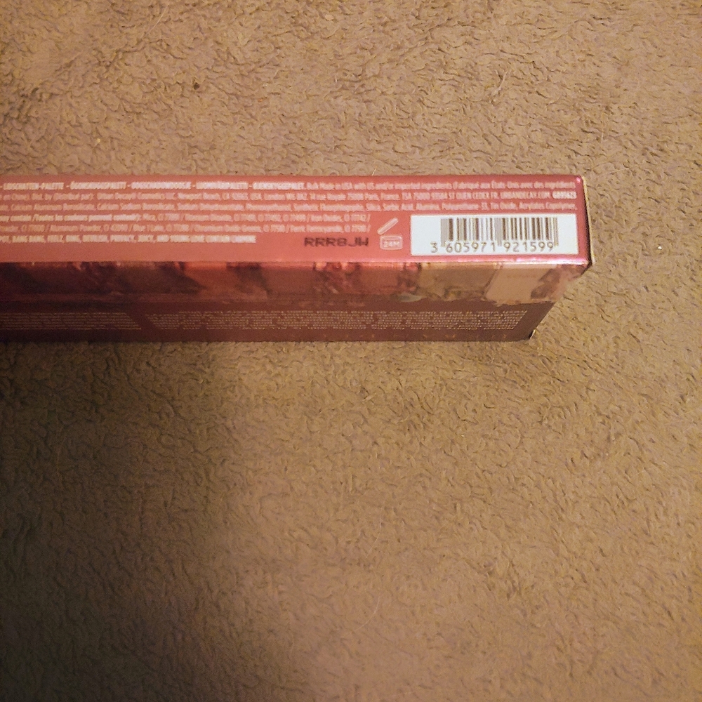 Urban Decay Naked Cherry Palette - Picture 5 of 6